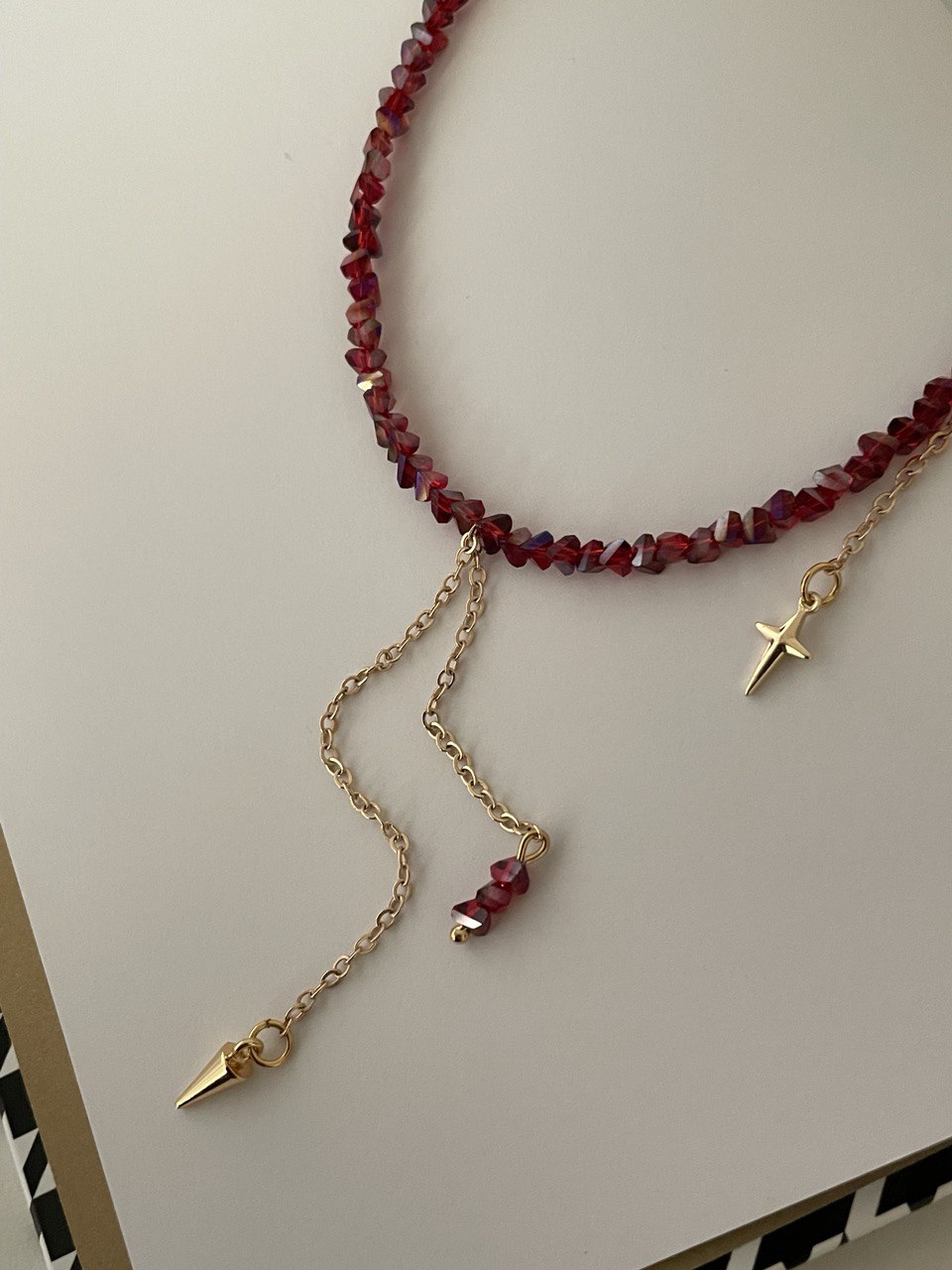 Burgundy crystal necklace with chains