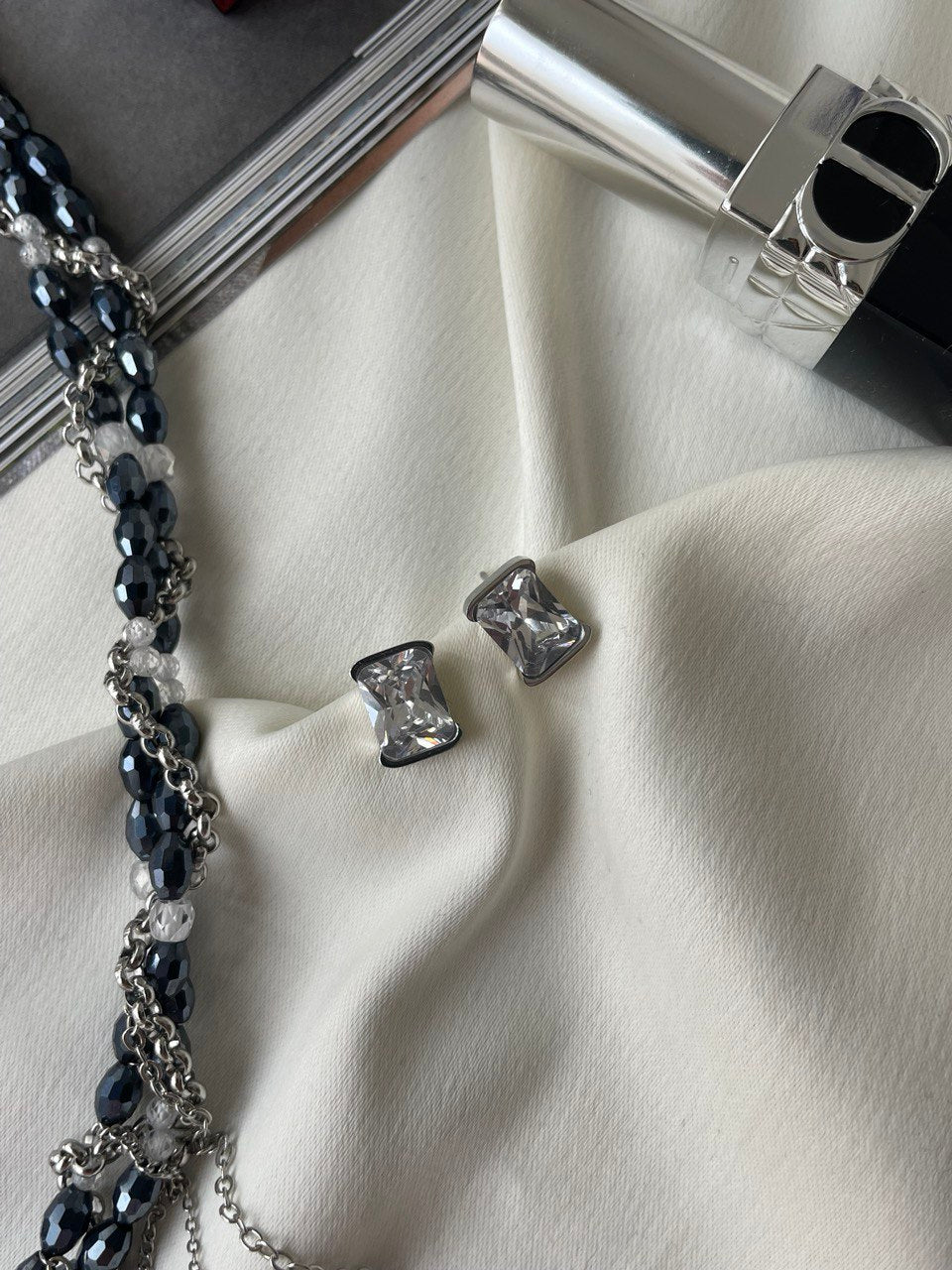 Earrings - studs with transparent crystal