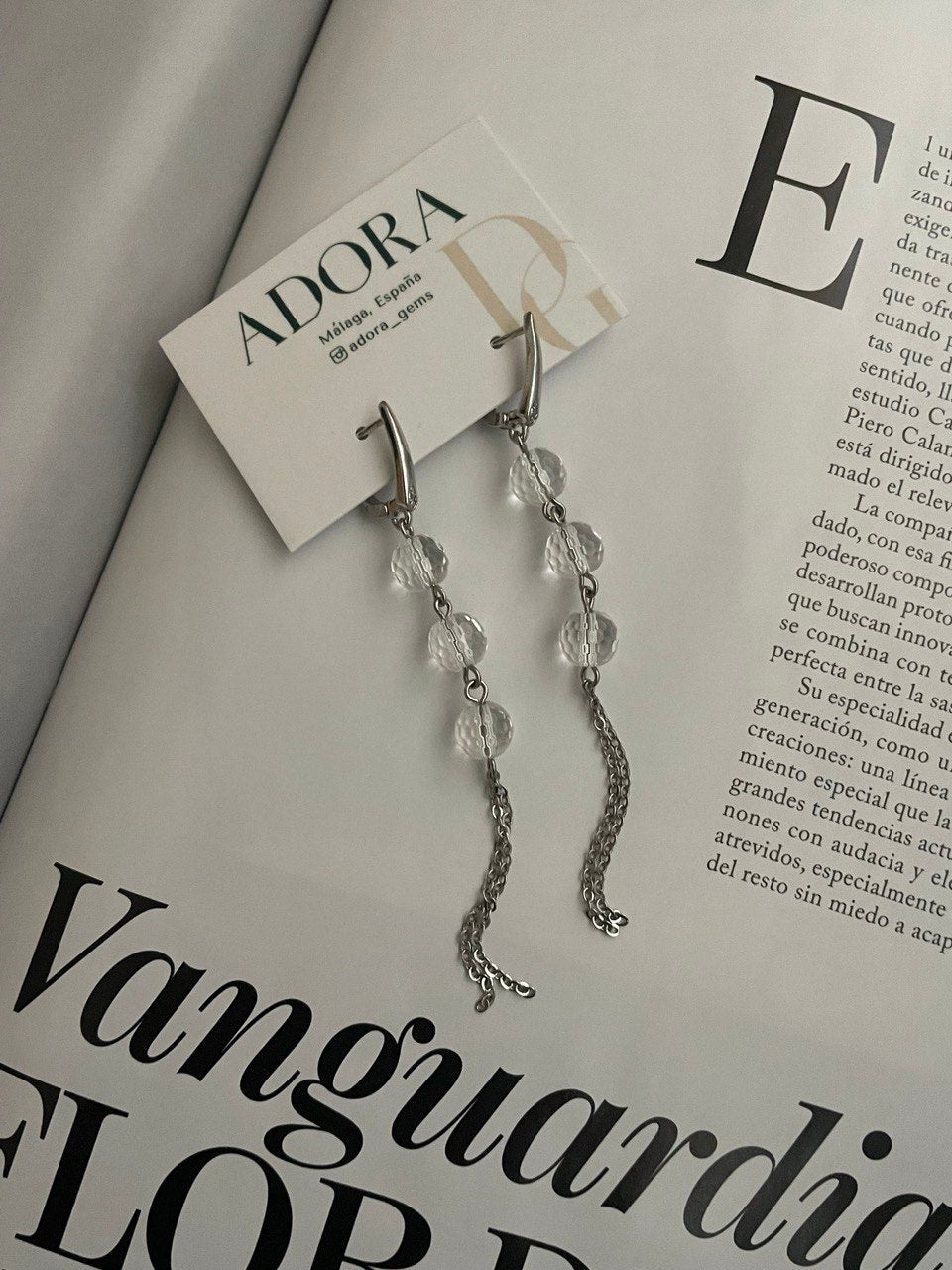 Pendientes con cristal de roca y cadenas