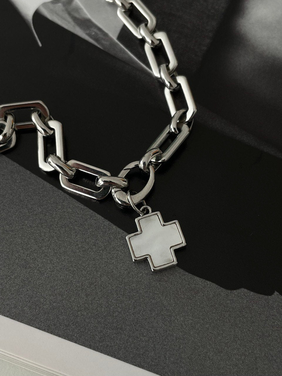Браслет - цепь с крестом