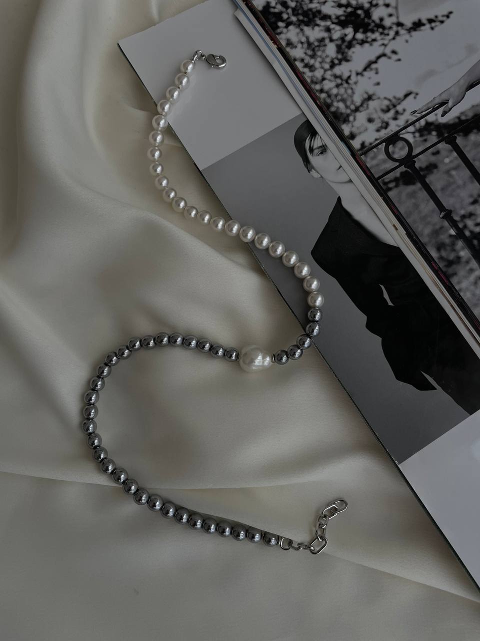 Колье из гематита