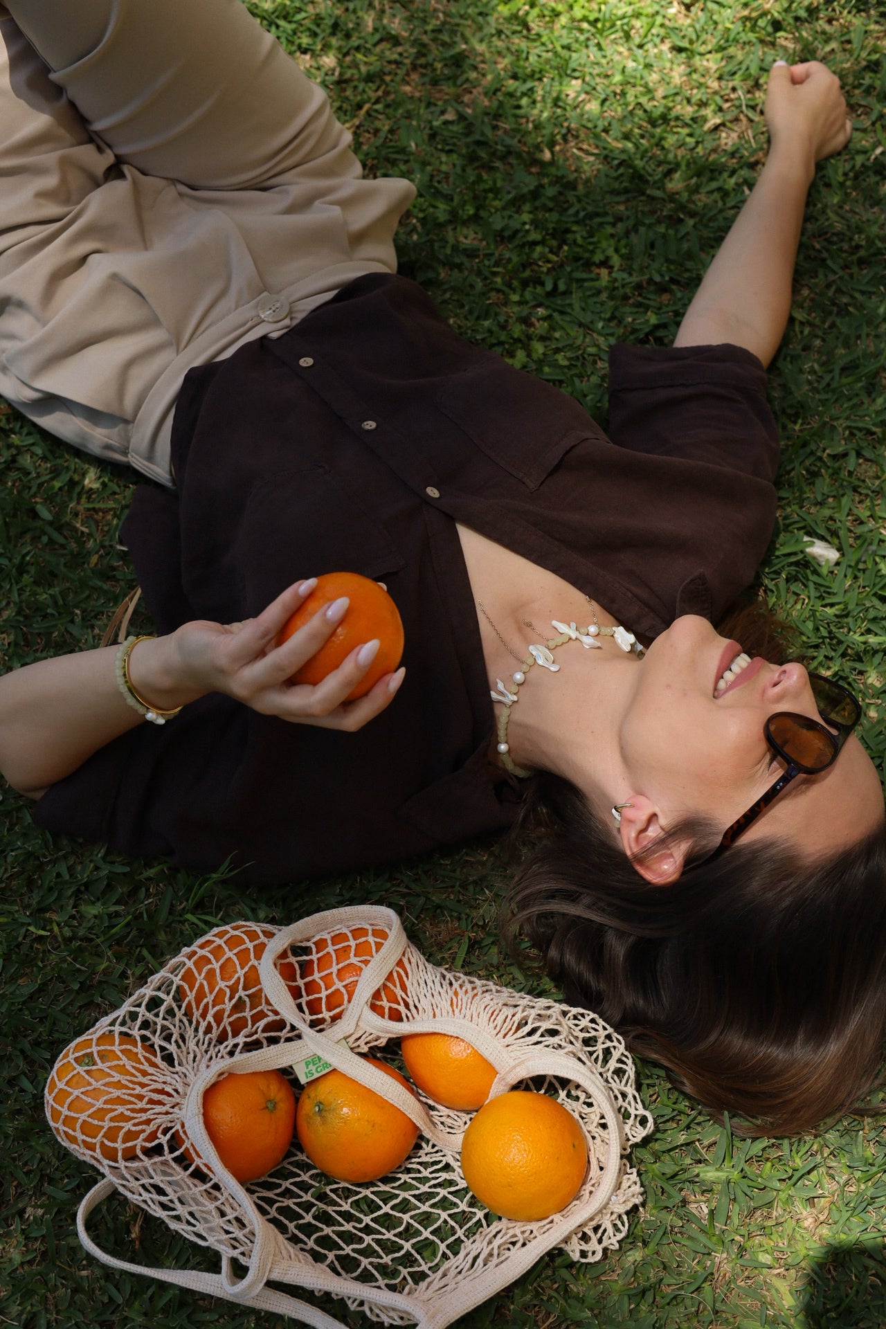 Necklace with mother of pearl