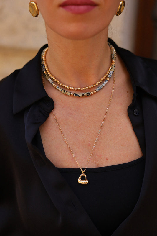 Колье из яшмы