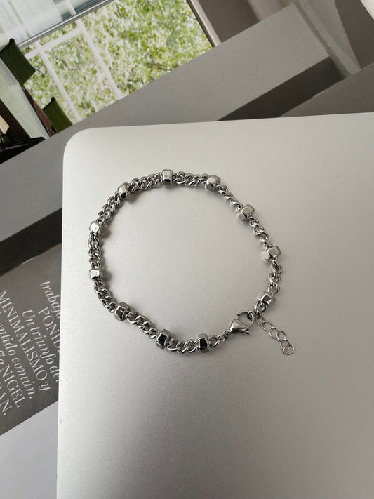 Браслет - цепь серебристый