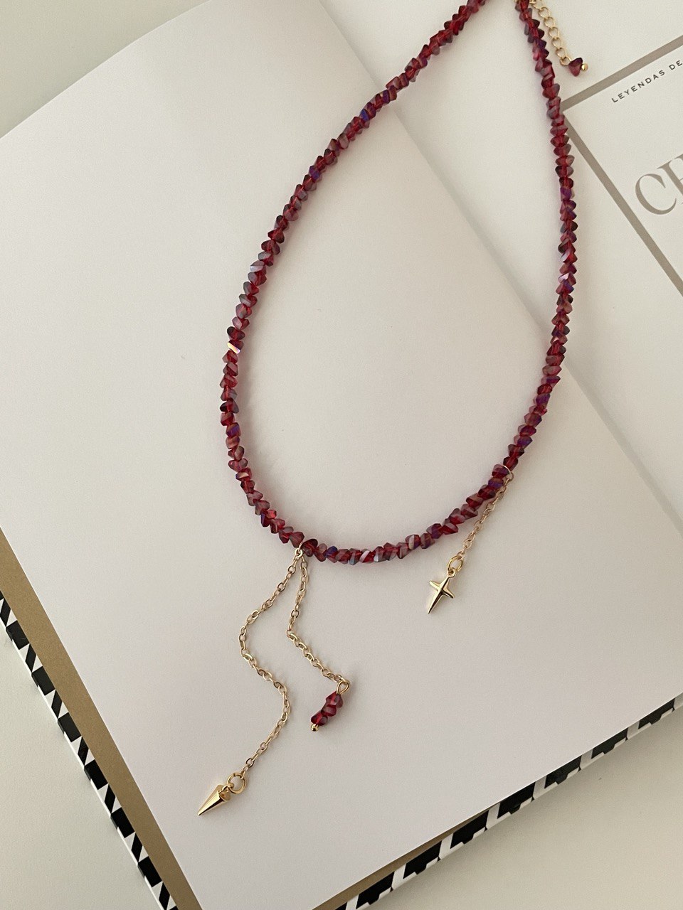 Burgundy crystal necklace with chains