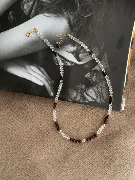 Колье с гранатом