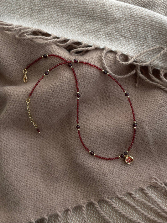 Колье "Гранат"