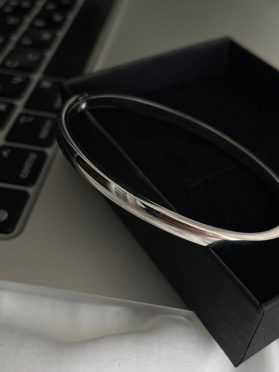 Браслет из стали