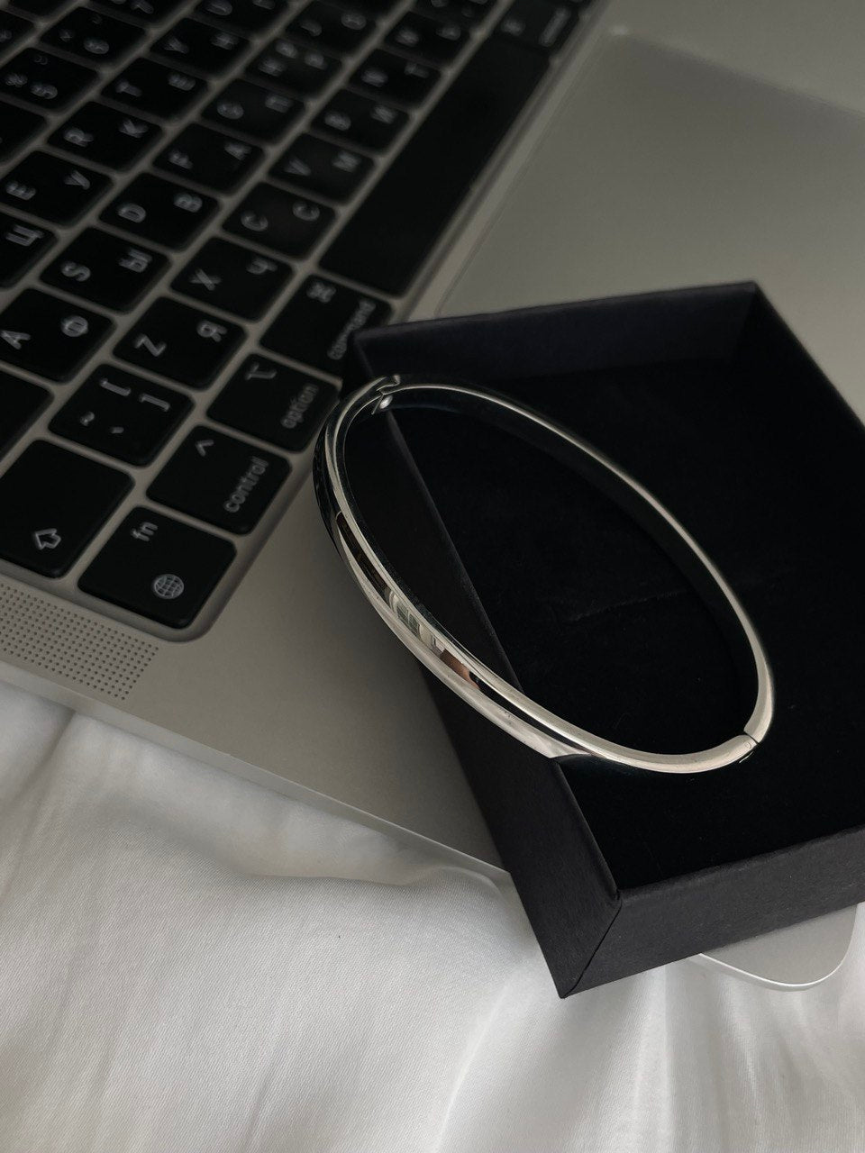 Браслет из стали