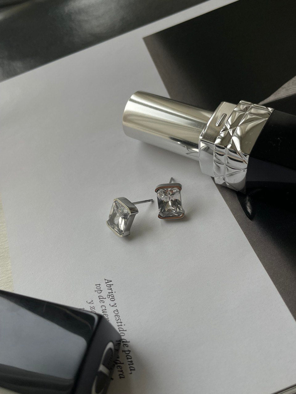 Earrings - studs with transparent crystal
