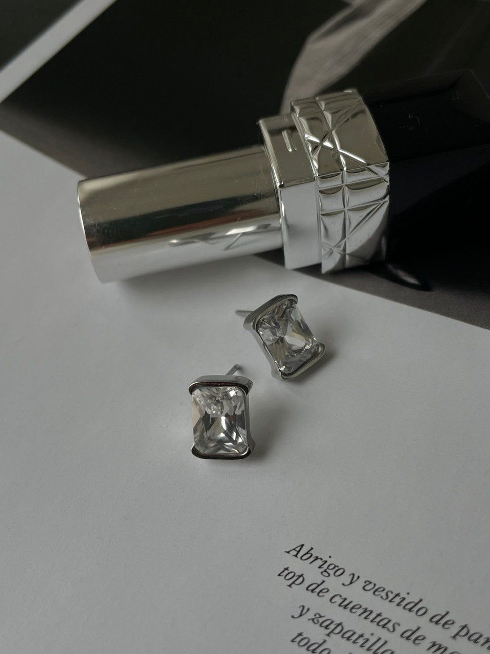 Earrings - studs with transparent crystal