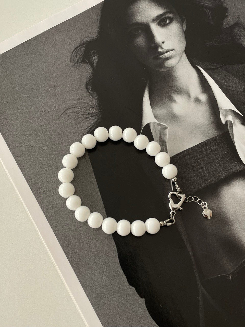 Браслет из белого кварца