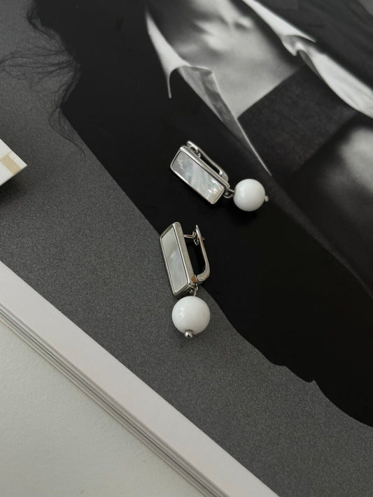 Серьги с перламутром и белым кварцем