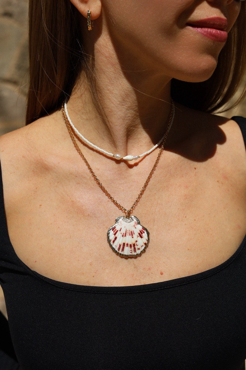 Цепочка с ракушкой