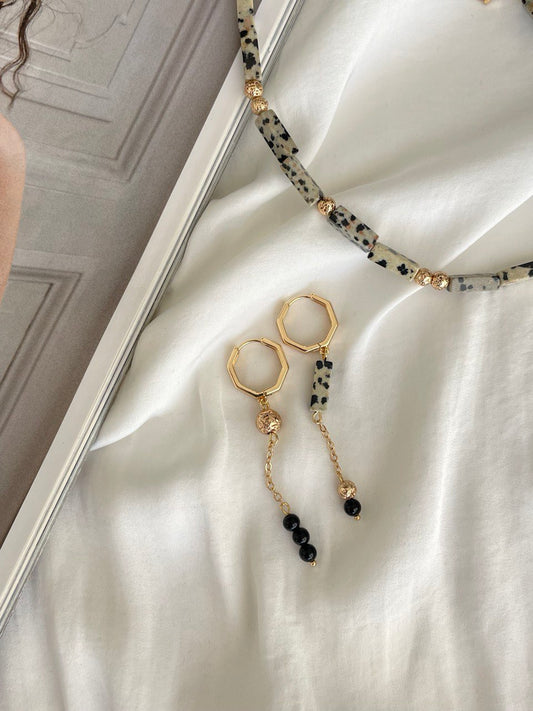 Earrings made of jasper, obsidian and lava