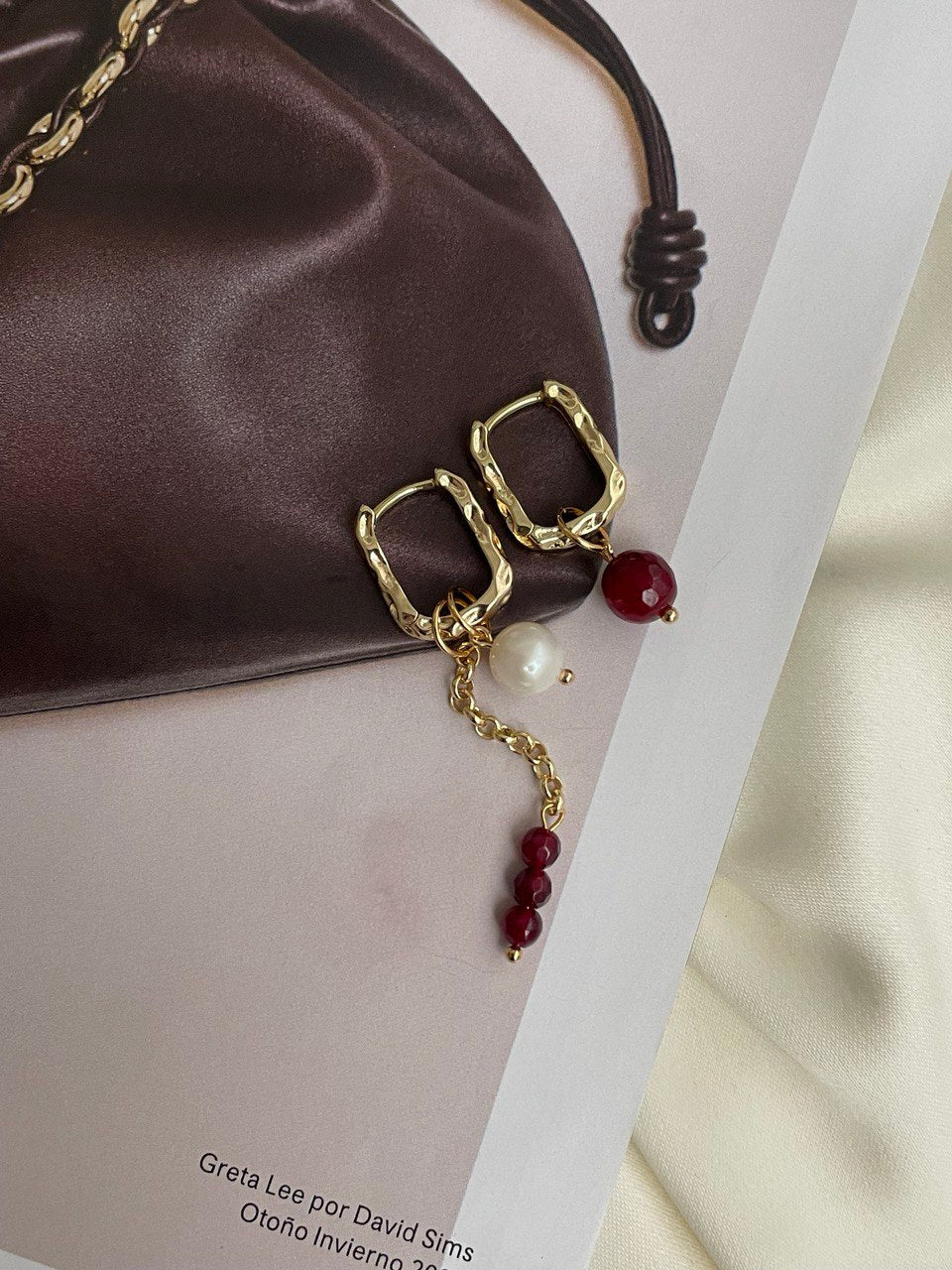 Earrings - ovals with agate and pearls