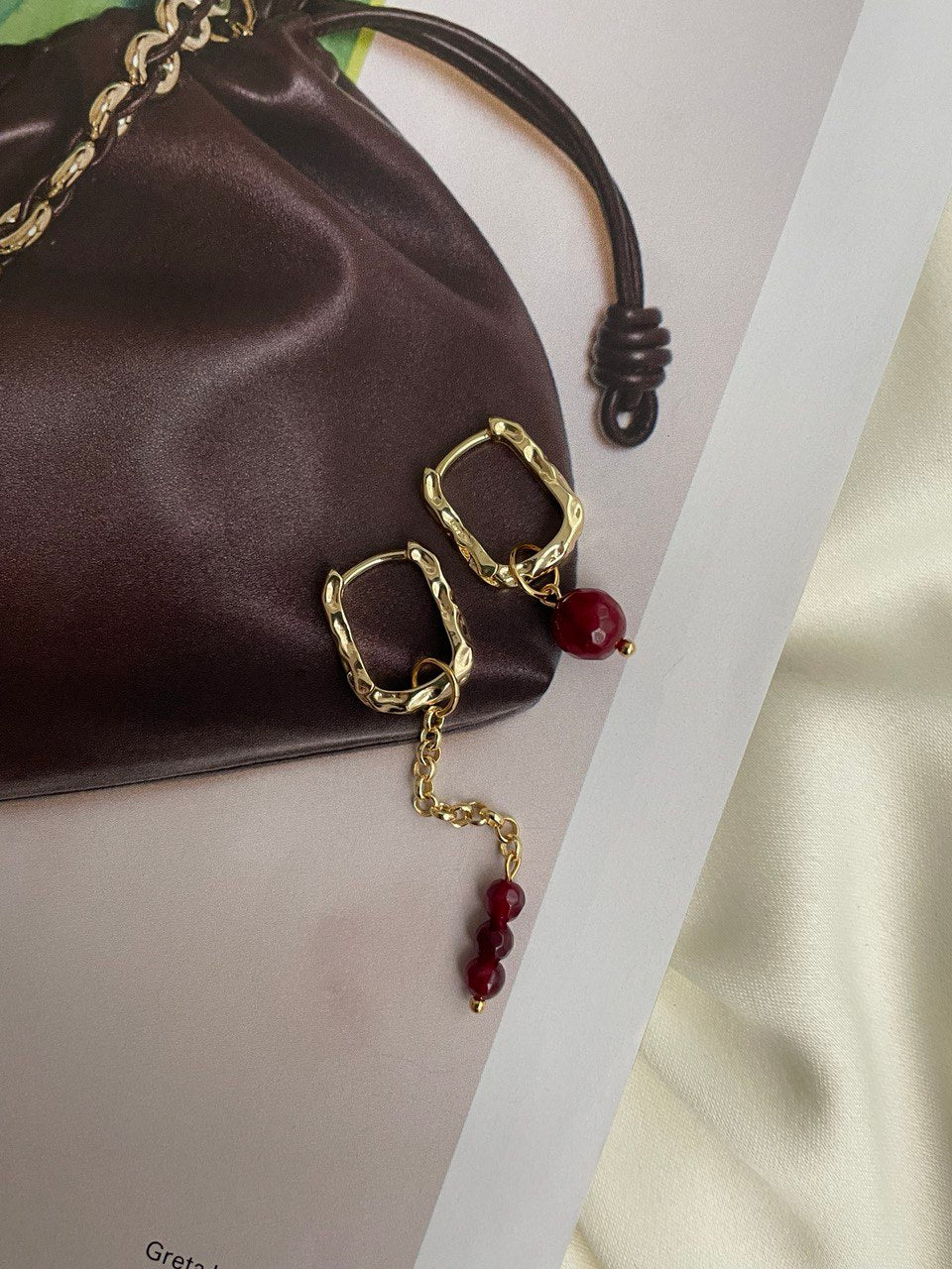 Earrings - ovals with agate and pearls