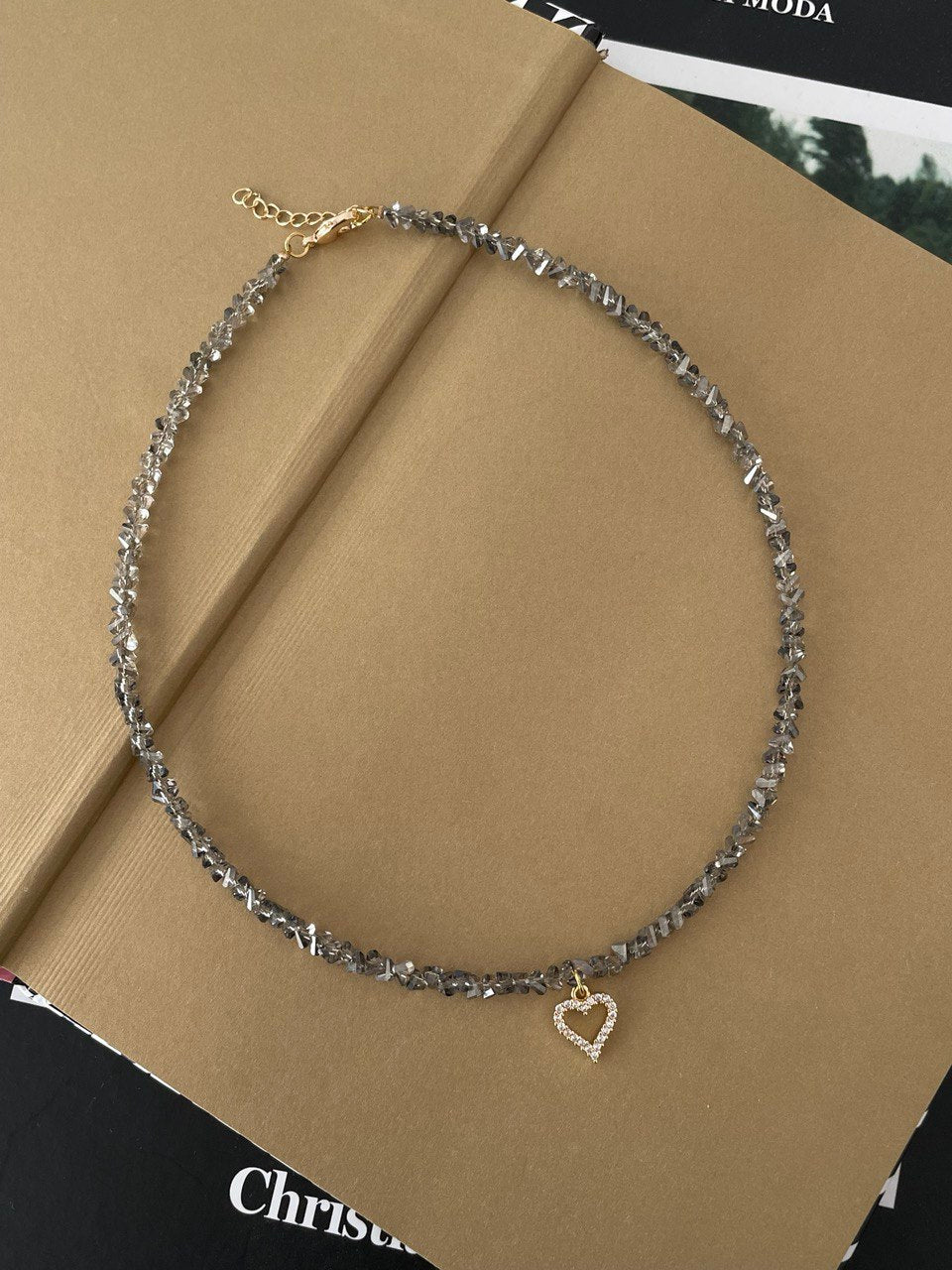 Necklace made of crystal chips