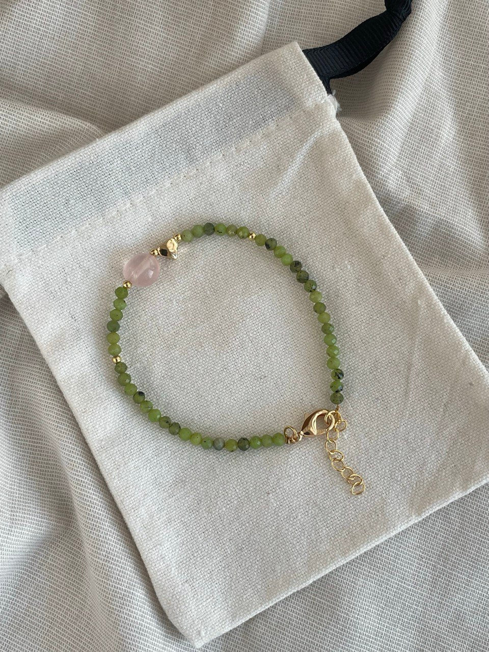 Pulsera de jade facetado