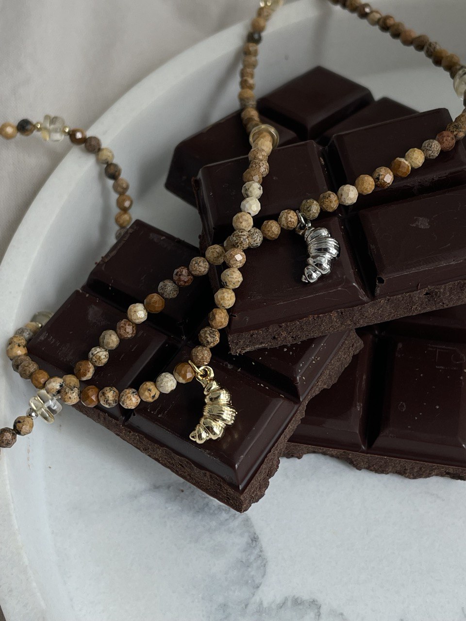 Колье "Круассан"