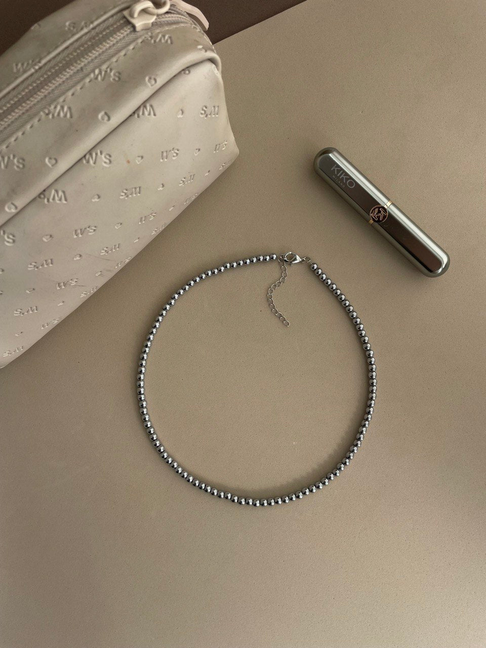 Колье из гематита