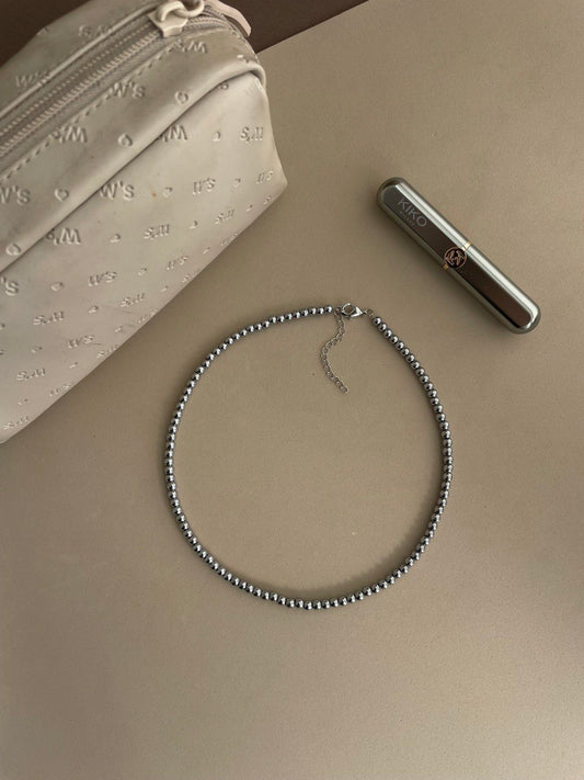 Колье из гематита