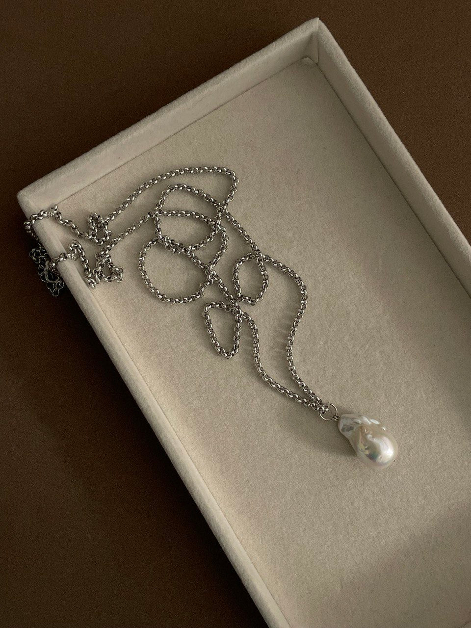 Цепочка с жемчугом