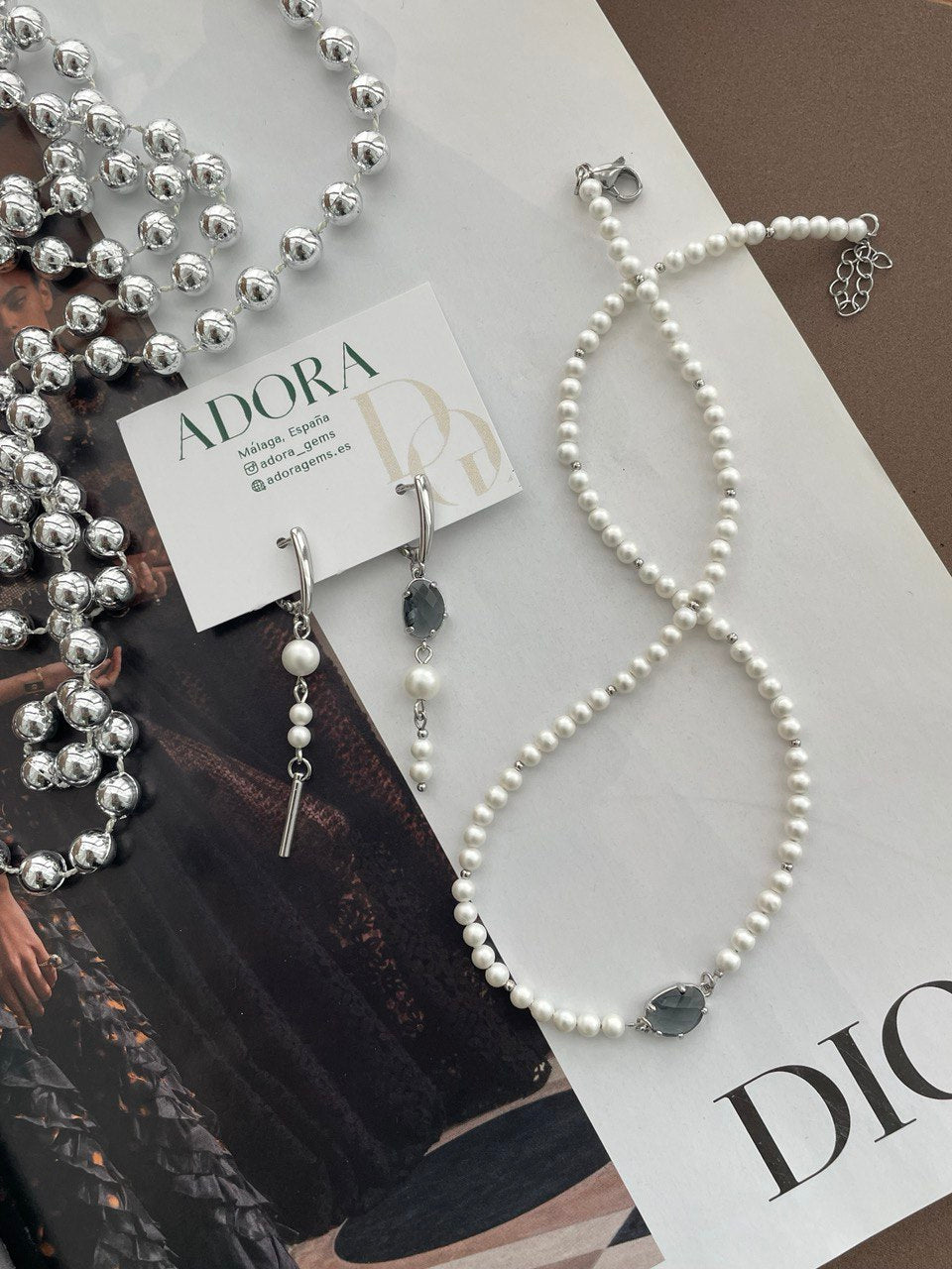 Колье с кристаллом