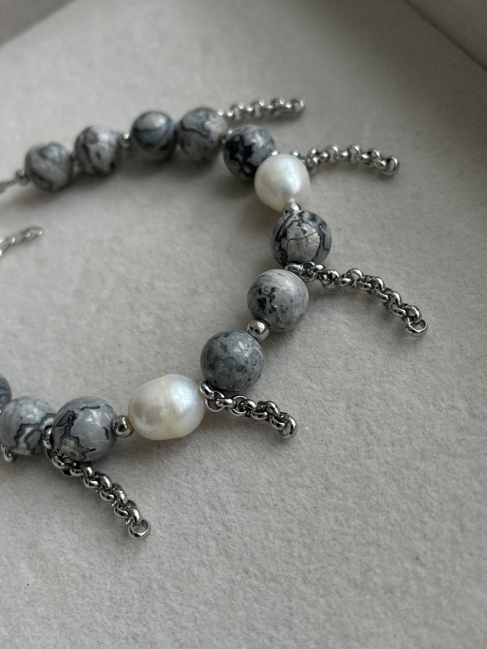 Браслет из яшмы