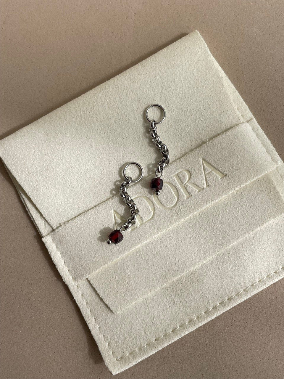 Набор подвесок с гранатом