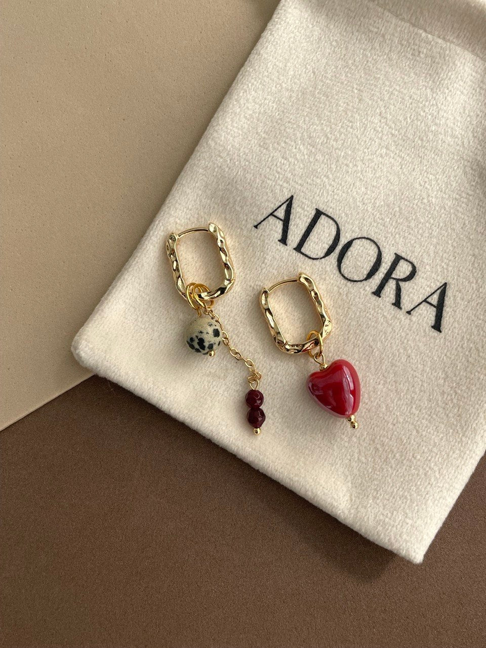 Серьги с сердечком из керамики