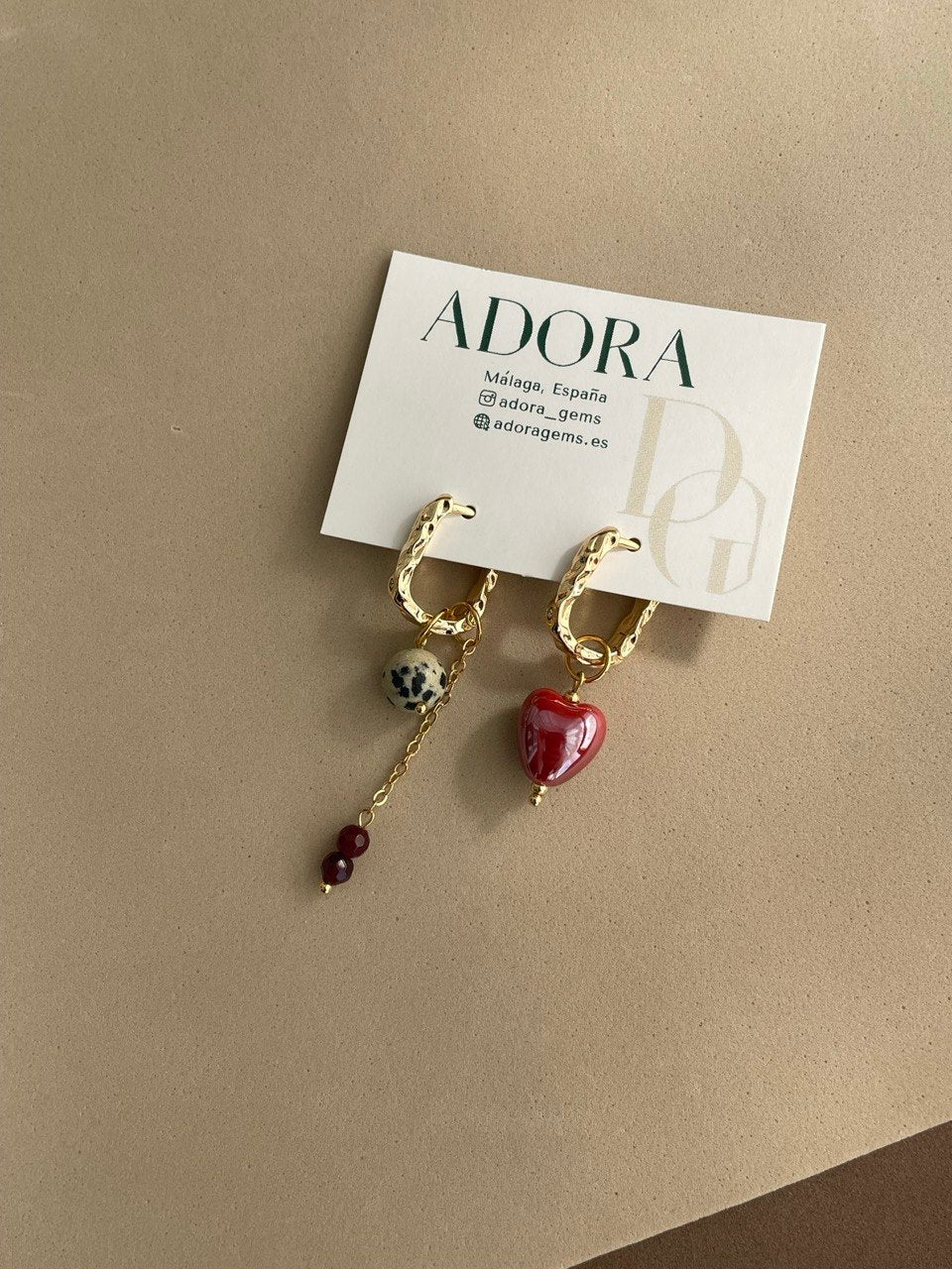 Серьги с сердечком из керамики